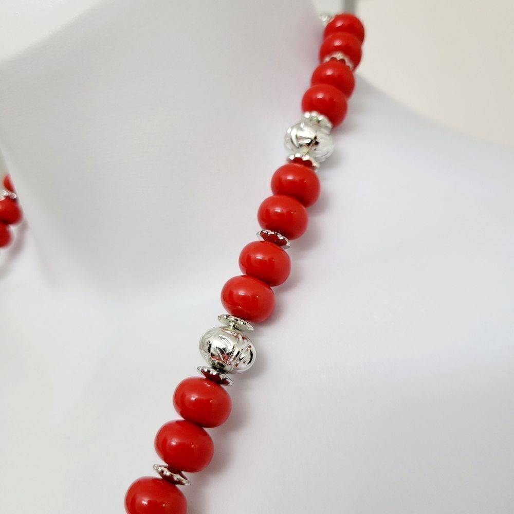 2/$20 Vintage Red & Silver Long Necklace Length: 30.5" - Picture 6 of 9